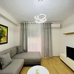 Lovely Apartment, Free Parking
