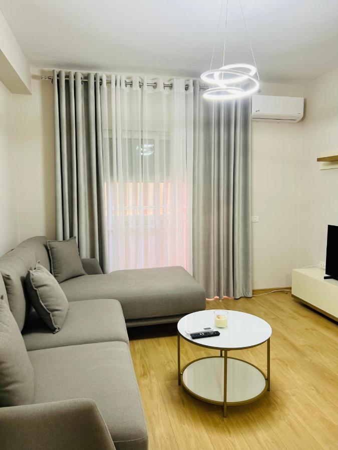 Apartament Lovely Apartment, Free Parking Tirana