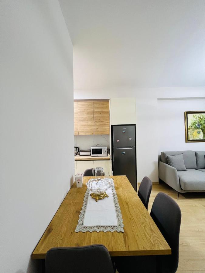 Lovely Apartment, Free Parking Tirana