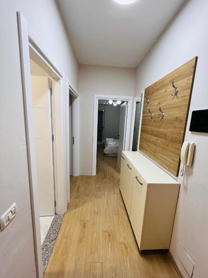 Lovely Apartment, Free Parking Apartament Tirana